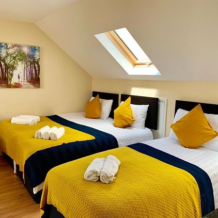 London Studio Apartments, Private Bathroom, Kitchenette, Parking, Np7 Екстериор снимка